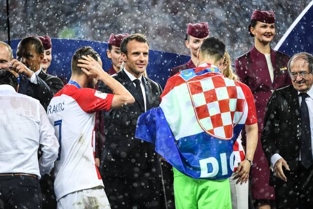 役后重回巅 役后重回巅